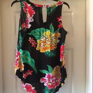 Old Navy Ladies sleeveless top